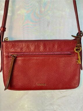 Fossil Burgundy Pebbled Leather Slim Crossbody Bag Key Charm EUC